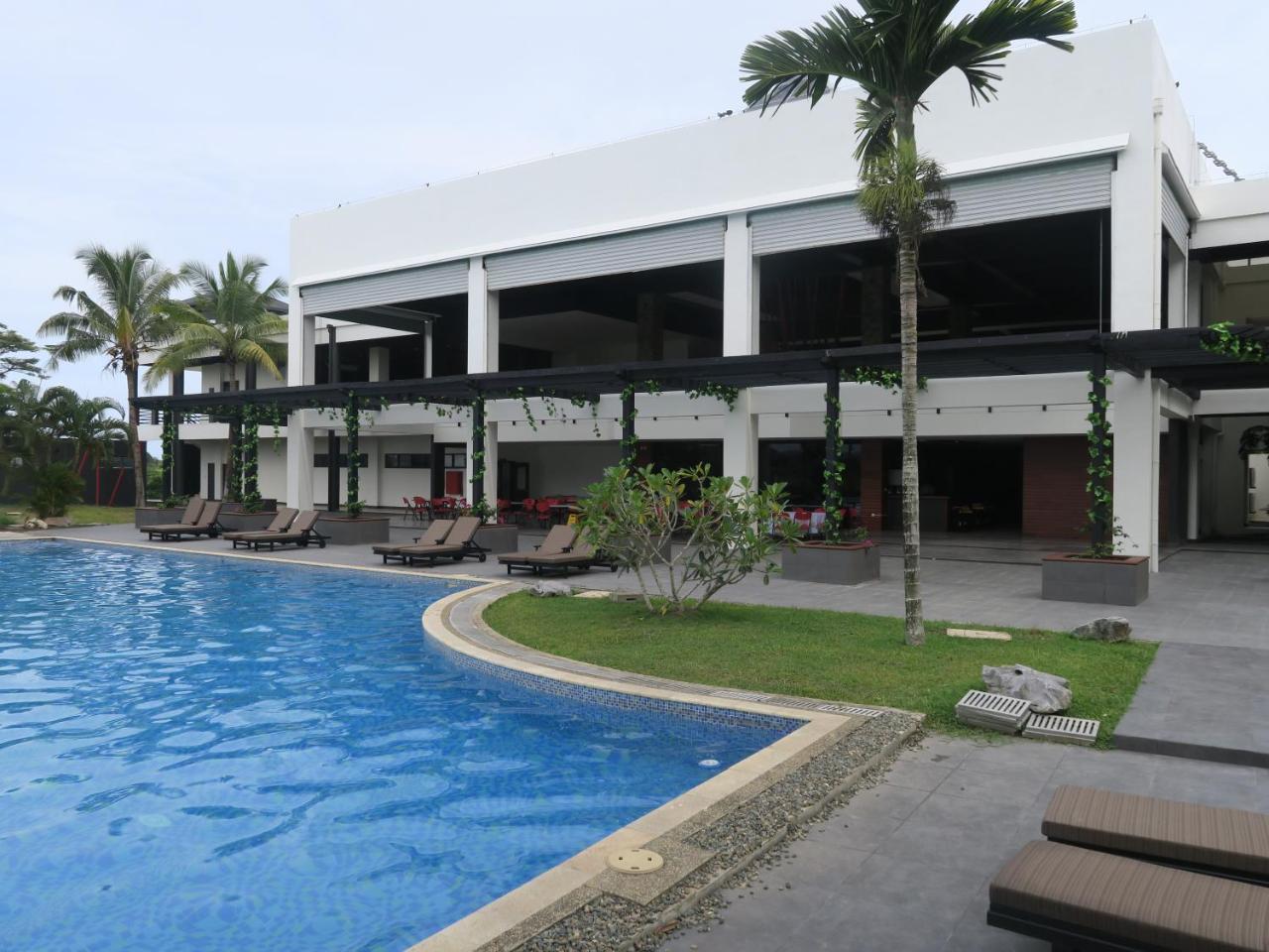 Nasau Resort & Villas Nadi Bagian luar foto